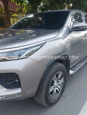 Xe Toyota Fortuner 2.4L 4x2 MT 2022