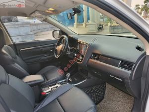 Xe Mitsubishi Outlander 2.0 CVT 2021