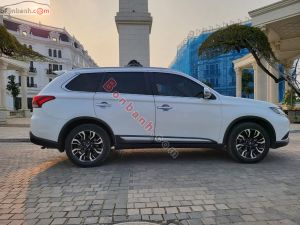 Xe Mitsubishi Outlander 2.0 CVT 2021