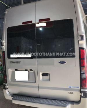 Xe Ford Transit Tiêu chuẩn 2023