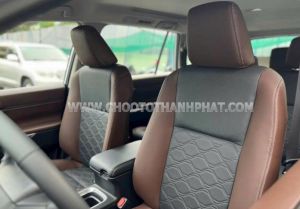 Xe Toyota Innova Cross 2.0 CVT 2024