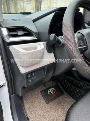 Xe Toyota Veloz Cross Top 1.5 CVT 2024