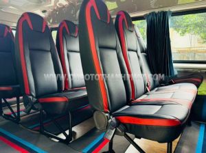 Xe Ford Transit Tiêu chuẩn 2022