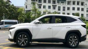 Xe Hyundai Tucson 2.0 AT Đặc biệt 2024