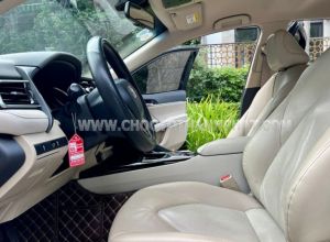 Xe Toyota Camry 2.0G 2019