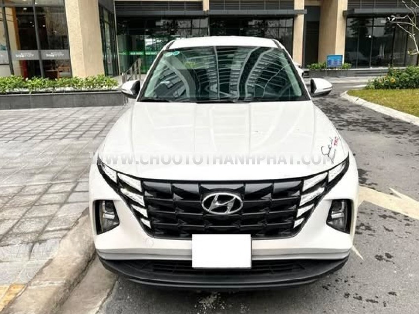 Hyundai Tucson 2.0 AT Tiêu chuẩn