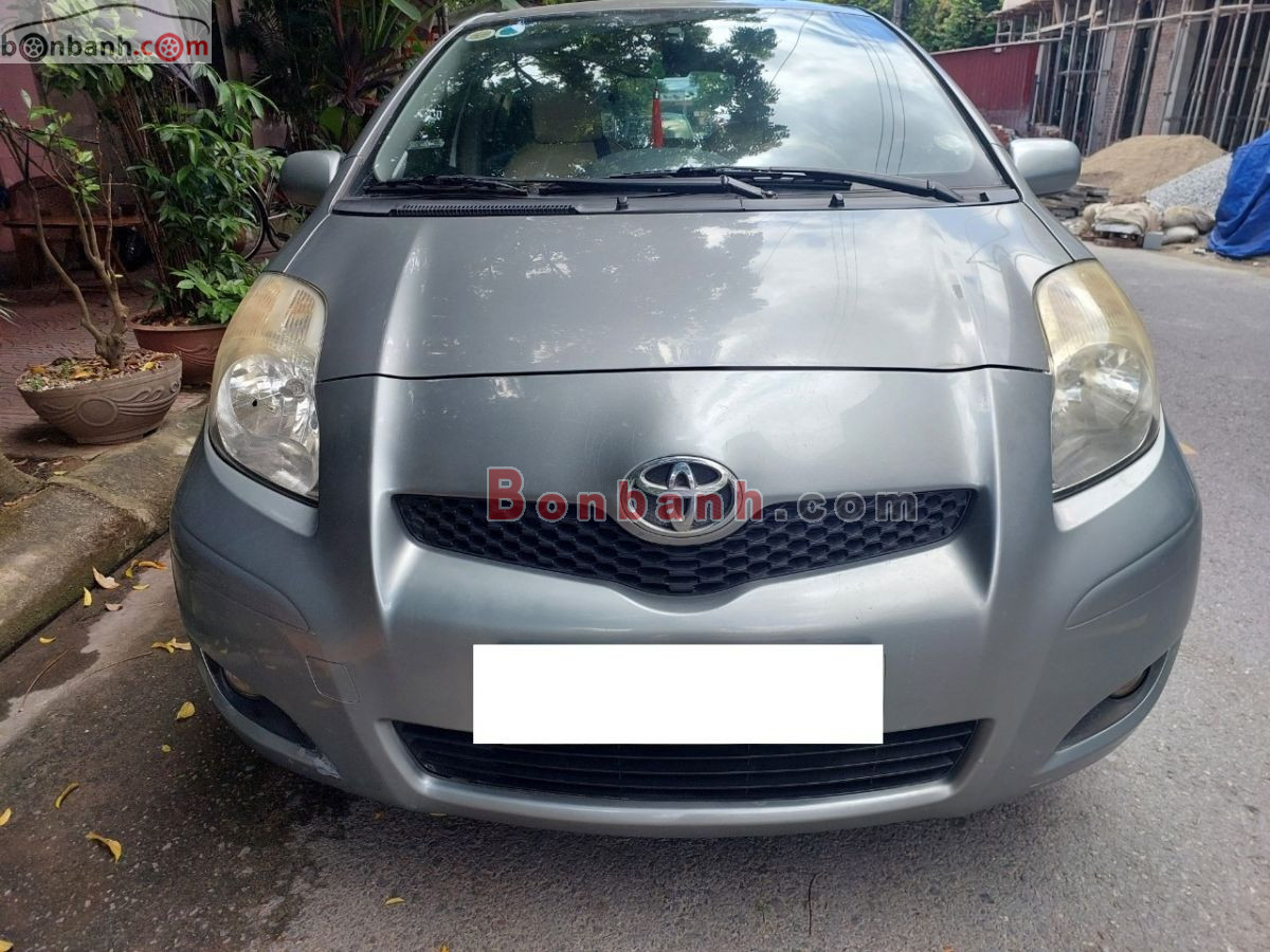 Toyota Yaris 1.0 MT 2010