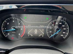 Xe Ford Transit Trend 2024