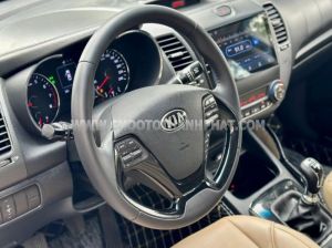 Xe Kia Cerato 1.6 MT 2018