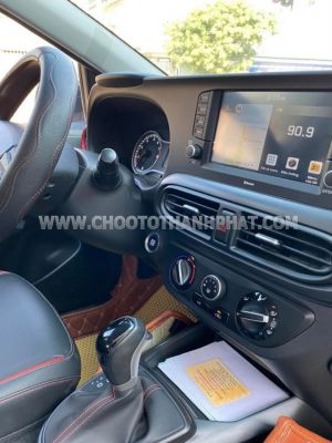 Xe Hyundai i10 1.2 AT 2022