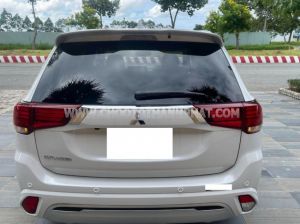 Xe Mitsubishi Outlander 2.0 CVT 2024