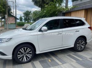 Xe Mitsubishi Outlander 2.0 CVT 2024
