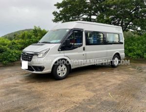 Xe Ford Transit Tiêu chuẩn 2023