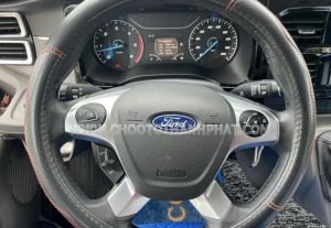 Xe Ford Transit Tiêu chuẩn 2023
