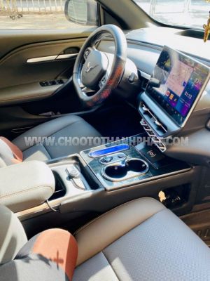 Xe VinFast VF6 Plus 2025