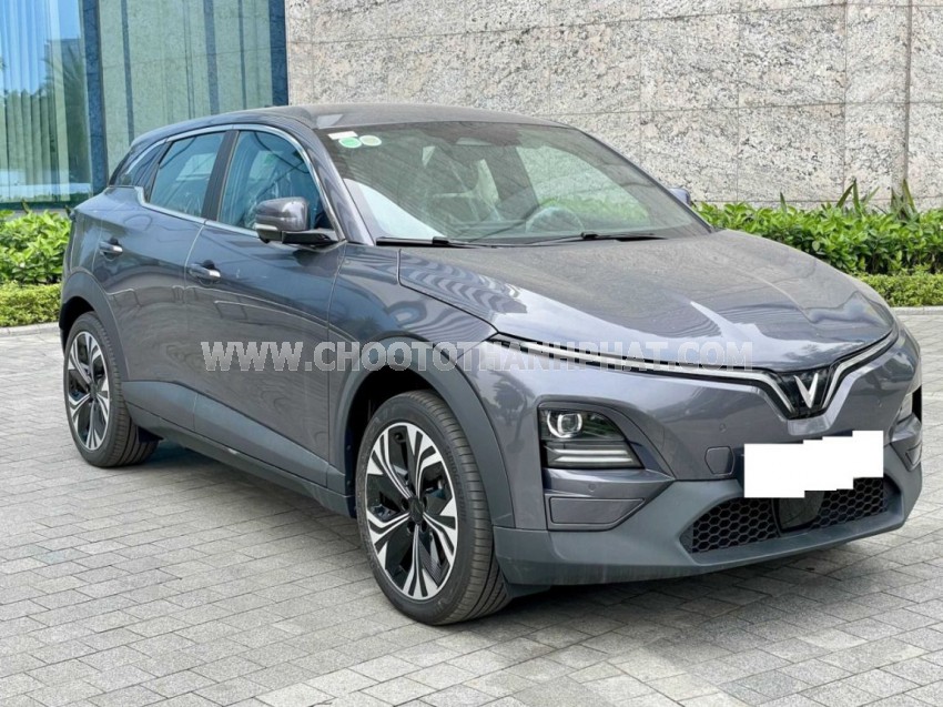 VinFast VF6 Plus 2025