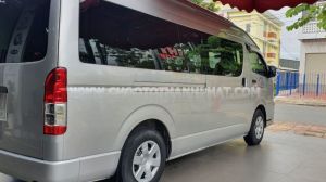 Xe Toyota Hiace 3.0 2019