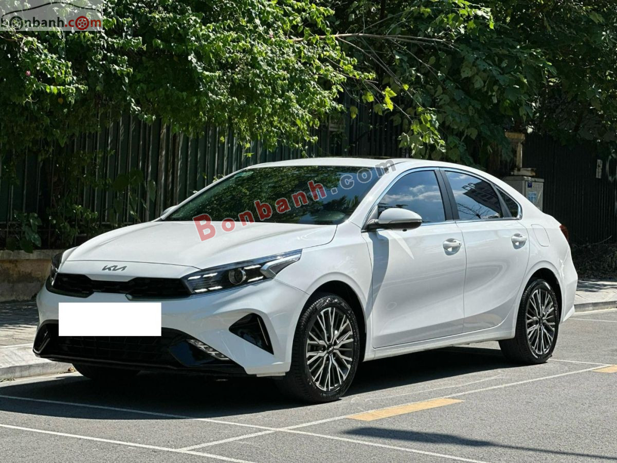 Kia K3 Luxury 1.6 AT 2023