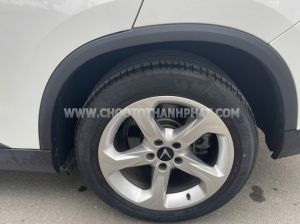 Xe VinFast Lux SA 2.0 Base 2.0 AT 2021