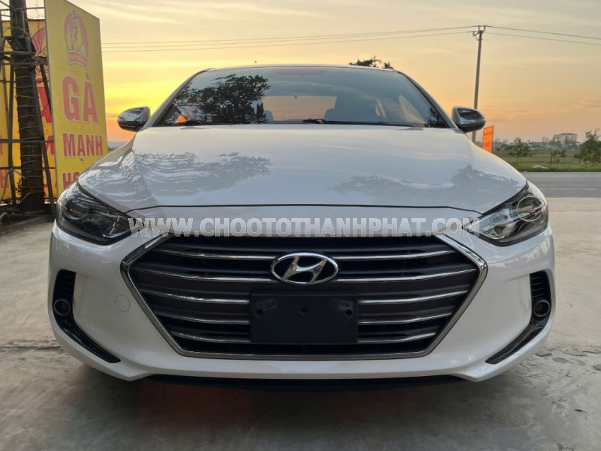 Hyundai Elantra 1.6 MT 2019