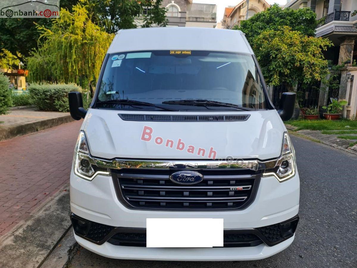 Ford Transit Tiêu chuẩn 2023