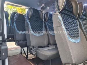 Xe Ford Transit Tiêu chuẩn 2023