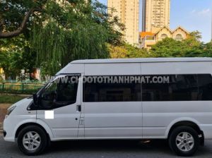 Xe Ford Transit Tiêu chuẩn 2023