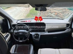 Xe Ford Transit Trend 2024