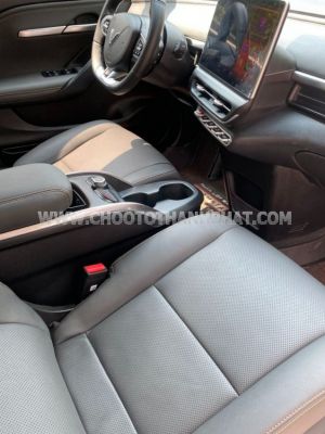 Xe VinFast VF6 Plus 2024