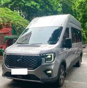 Xe Ford Transit Premium 2025