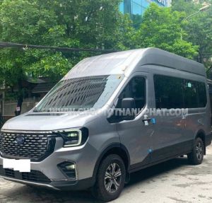Xe Ford Transit Premium 2025