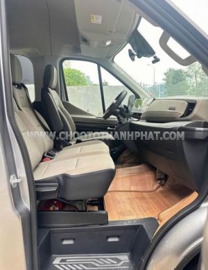 Xe Ford Transit Premium 2025