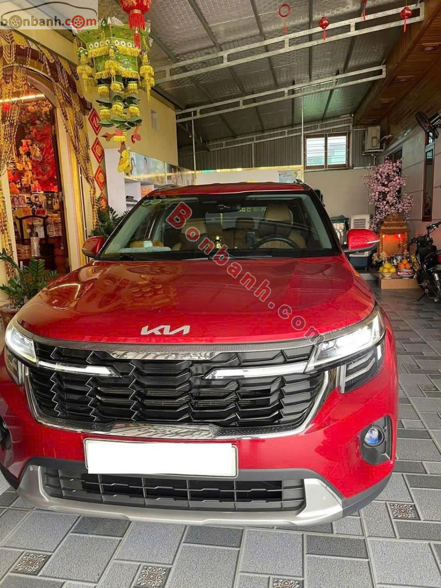 Kia Seltos Luxury 1.5 AT