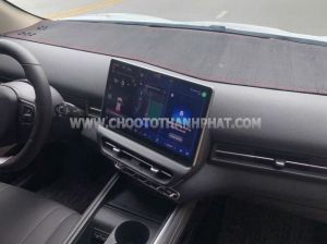 Xe VinFast VF7 ECO 2025