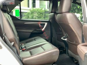 Xe Toyota Fortuner 2.7V 4x2 AT 2020