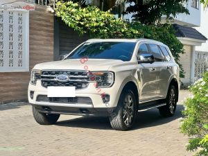 Xe Ford Everest Titanium 2.0L 4x2 AT 2025
