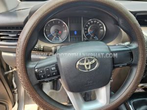 Xe Toyota Fortuner 2.4G 4x2 MT 2017