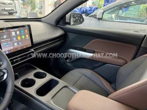 Xe VinFast Limo Green AT 2026