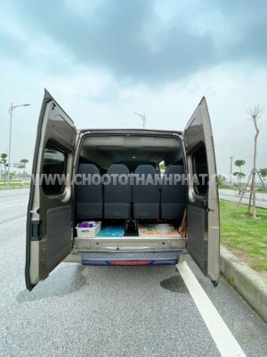 Xe Ford Transit Tiêu chuẩn 2022