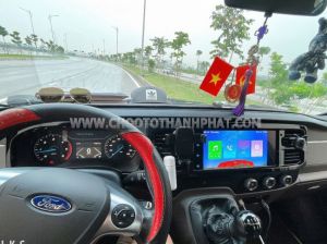 Xe Ford Transit Tiêu chuẩn 2022