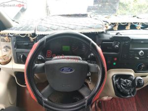 Xe Ford Transit SVP 2019