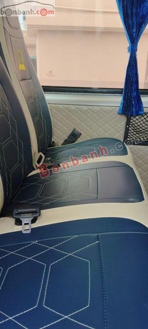 Xe Ford Transit SVP 2019