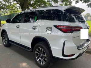 Xe Toyota Fortuner 2.4G 4x2 AT Legender 2021