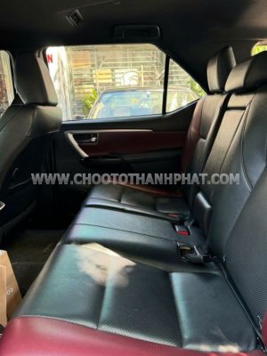 Xe Toyota Fortuner 2.4G 4x2 AT Legender 2021