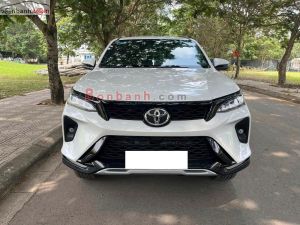 Xe Toyota Fortuner 2.4G 4x2 AT Legender 2021