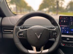 Xe VinFast VF7 Plus AWD 2026