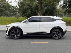 Xe VinFast VF7 Plus AWD 2026