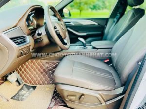 Xe VinFast Lux SA 2.0 Plus 2.0 AT 2019