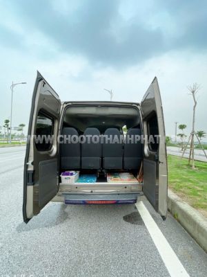 Xe Ford Transit Tiêu chuẩn 2022