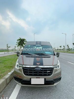 Xe Ford Transit Tiêu chuẩn 2022